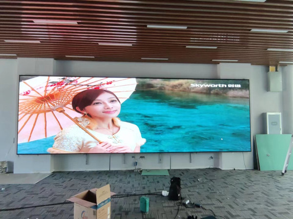 九龙P1.53led小间距屏安装案例